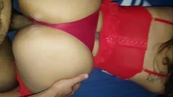 Pornozinho vadia rabuda nem tira calcinha pra foder gostoso