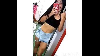 Brasileirinha puta no pornox fodendo com dois