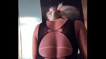 Agatha Lira mostrando seu corpo em vídeo sensual