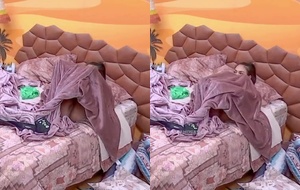 Morena safada exibindo a buceta rosada em vídeo vazado