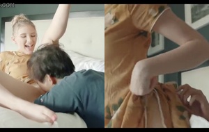 Loirinha sensual de gueixa sendo comida de quatro pelo namorado em uma foga quente